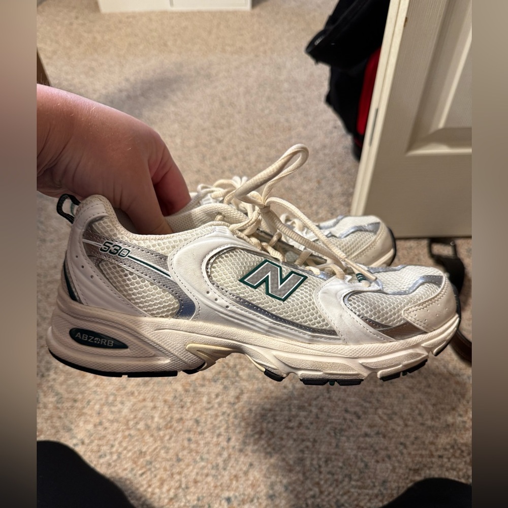 New Balance 530 Sneaker Tennis Shoe Size 10